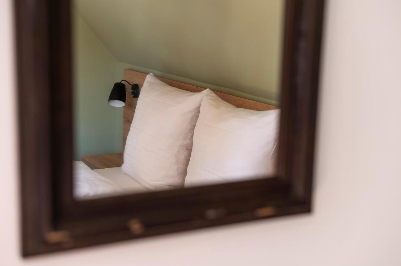 Hotel Baeren Marbach am Neckar Ngoại thất bức ảnh